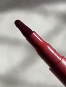 iliya -HUDA BEAUTY持色液體唇線筆_1