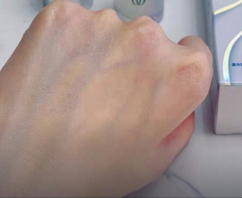 Fng-HADA LABO 肌研H.A. Supreme 光曜淡紋精華液_2