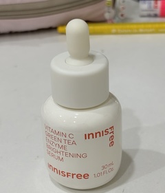 Emily Leung-INNISFREE維他命C綠茶酵素透亮精華_3