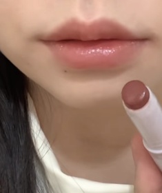 Emily Leung-CANMAKE TOKYO絲滑豐潤唇膏_1