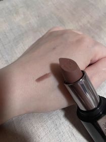 Fng-LAURA MERCIER幻魅柔霧鎖水唇膏 _1