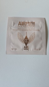 Kmggigi-Charlotte Tilbury輕盈無瑕粉底液 (NEXT GEN粉底)_1