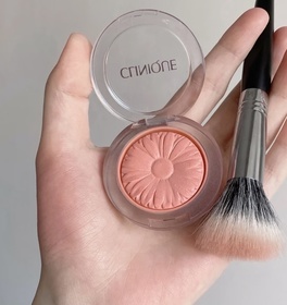 莓莓-CLINIQUE花之戀光感胭脂_2