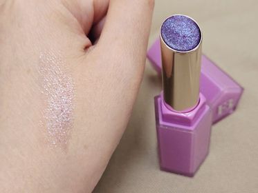 Sophia-FENTY BEAUTY星塵炸彈水光唇膏_3