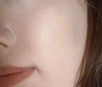 Emily Leung-MAYBELLINEFIT ME！反孔特霧粉底液_1