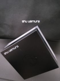 Bendict-shu uemura 植村秀unlimited 無限輕透定妝蜜粉_2