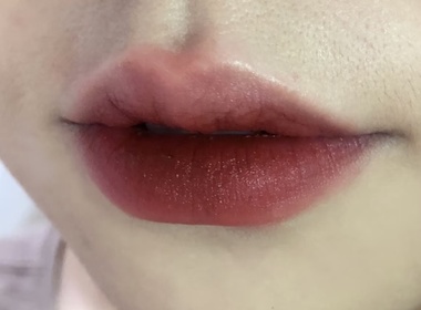 莓莓-3CEVelvet Lip tint_1