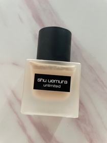 Lukeee-shu uemura 植村秀unlimited 無限輕透持妝粉底液 (小方瓶 2.0)_1