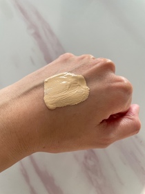 Lukeee-shu uemura 植村秀unlimited 無限輕透持妝粉底液 (小方瓶 2.0)_2