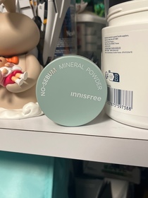 TY-INNISFREE控油礦物散粉 (礦物控油碎粉)_1