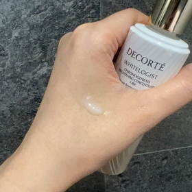 Georgia-DECORTÉWHITELOGIST 1.8倍高濃度截黑美白精華_2