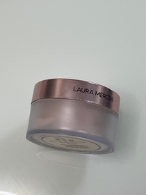 Jasmine L-LAURA MERCIER粉嫩透亮蜜粉_1