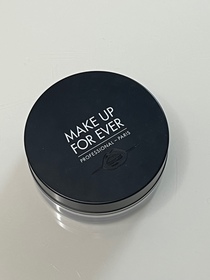 Jasmine L-MAKE UP FOR EVER超高清無瑕蜜粉_1