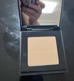 Fng-shu uemura 植村秀unlimited 無限輕透水潤粉餅_1