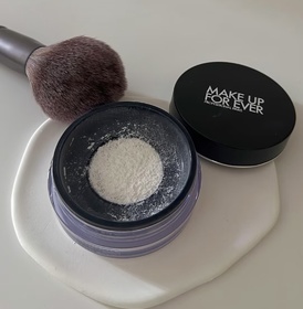 莓莓-MAKE UP FOR EVER超高清無瑕蜜粉_1