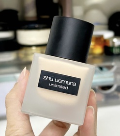 Emily Leung-shu uemura 植村秀unlimited 無限輕透持妝粉底液 (小方瓶 2.0)_3