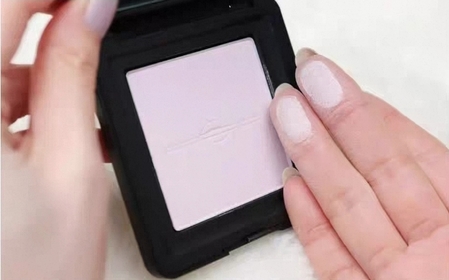 Fng-MAKE UP FOR EVER高清柔肌空氣蜜粉餅_1