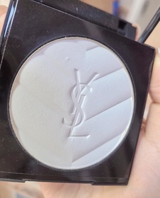 Amyloid Li-YSL BEAUTÉ恆時啞緻蜜粉_1