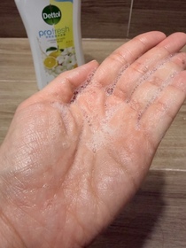 Sa Sa San-Dettol 滴露ProFresh清爽保濕沐浴露(柚子及茉莉花)_3