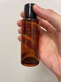 Lukeee-shu uemura 植村秀ultime8 琥珀山茶花養膚潔顏油_1