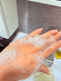 Mei_pk-Dettol 滴露ProFresh清爽保濕沐浴露(紫羅蘭及洋甘菊)_3