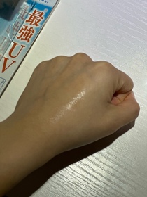 littlemissphoebe-Haruhada冰感耐水防曬噴霧 SPF50+/PA++++_2