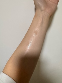 CathypooH-Haruhada冰感耐水防曬噴霧 SPF50+/PA++++_3