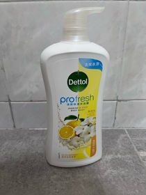 self_lilian-Dettol 滴露ProFresh清爽保濕沐浴露(柚子及茉莉花)_1