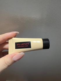 Jasmine L-shu uemura 植村秀unlimited care 無限修護透光精華粉底 (透光瓶)_1