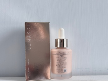 ying-LUNASOL水光精華油粉底液_3