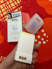 jovyjosie-AHC9重全護撫紋淡斑防曬棒_2