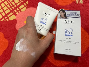 jovyjosie-AHC9重全護撫紋淡斑防曬乳_4