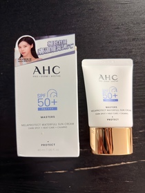 Fish Tse-AHC9重全護撫紋淡斑防曬乳_1