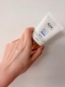 Fish Tse-AHC9重全護撫紋淡斑防曬乳_2