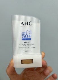 Cici Wong-AHC9重全護撫紋淡斑防曬棒_1