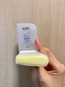 cherrycheung-AHC9重全護撫紋淡斑防曬棒_1