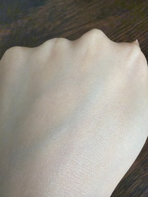 Ice-AHC9重全護撫紋淡斑防曬乳_3