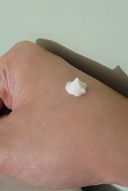 emerald-Bioré水感智能防曬慕斯_3