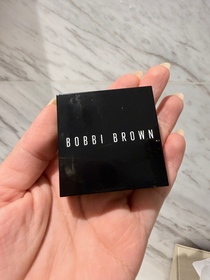 ying-BOBBI BROWN美肌光影粉_1