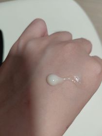 Connie Kwan-CLINIQUE特效控油啫喱霜_2