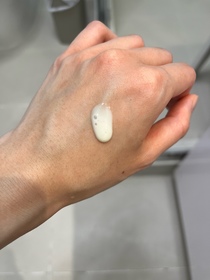 Winnie Soo-NIVEAQ10全方位抗糖抗皺雙抗精華 _2