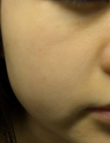 Tweet-AHC9重全護撫紋淡斑防曬乳_3
