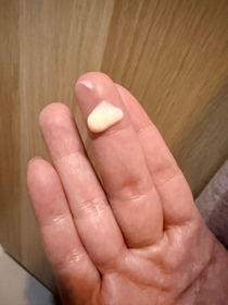 ritawong-NIVEALUMINOUS630雙效淡斑透白精華_2