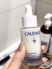 Emily Leung-CAUDALIE葡萄蔓極緻淡斑亮白精華_1
