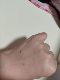Connie Kwan-ELIXIR幹細胞膠原年輕緊緻精華_3