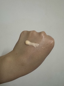 Graceee-NIVEALUMINOUS630雙效淡斑透白精華_2