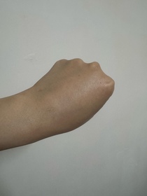 Graceee-NIVEALUMINOUS630雙效淡斑透白精華_3