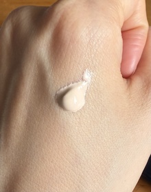 Snowy529-Clé de Peau Beauté粧前乳霜(光采柔滑)_2