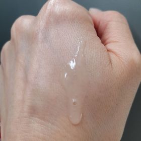 Sandy-Cetaphil 舒特膚積雪草舒敏修復精華液_2