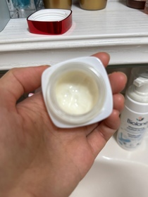 Maggieyt-L'ORÉAL PARiS活力緊緻修護眼霜_2